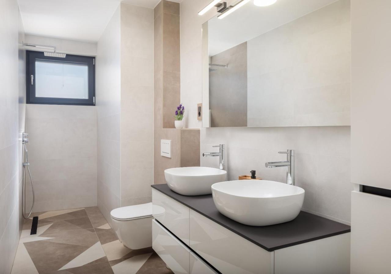 Luxury Apartment Sea Pakoštane Exteriör bild